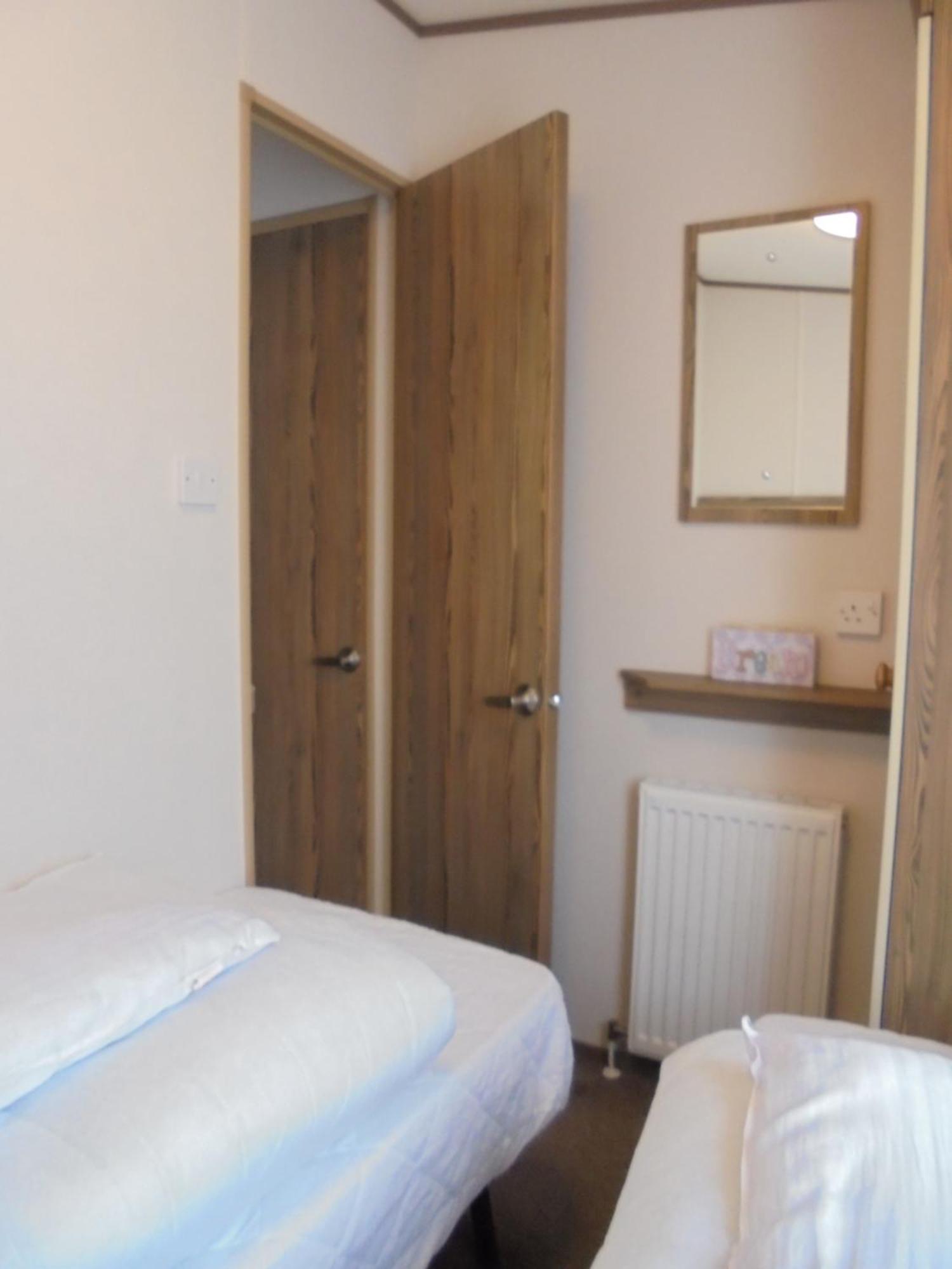 The Grange Ingoldmells: Elan 6 Berth, Central Heated, Wrap Around Decking Kültér fotó