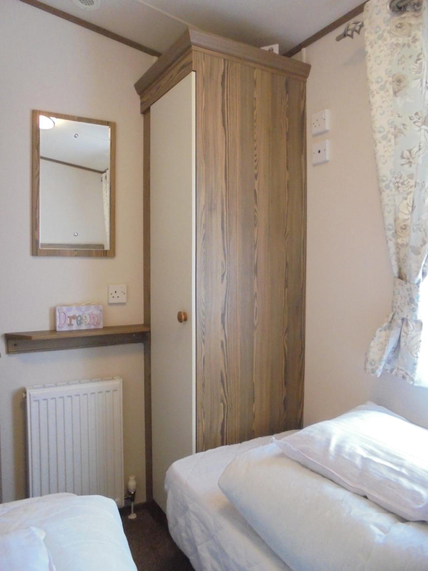 The Grange Ingoldmells: Elan 6 Berth, Central Heated, Wrap Around Decking Kültér fotó
